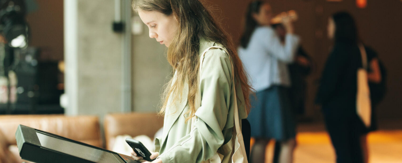 yak-ukraintsiam-v-polshchi-oformyty-zakordonnyi-pasport-183-image