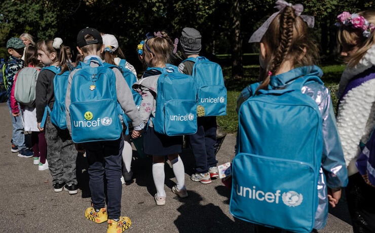 chy-maie-pravo-ukrainska-shkola-ne-zarakhovuvaty-rik-navchannia-za-kordonom-abo-vykliuchyty-uchnia-cherez-ioho-vidsutnist-v-ukraini-154-image